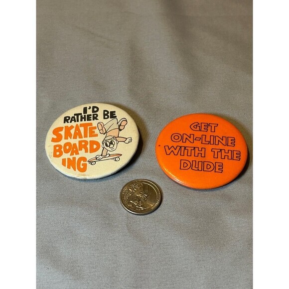 Vintage Cheeky Sayings Buttons / Pins - Picture 3 of 3